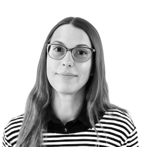 Portrait of Krishna Wright, Editor & Language Instructor at Elite Admit.